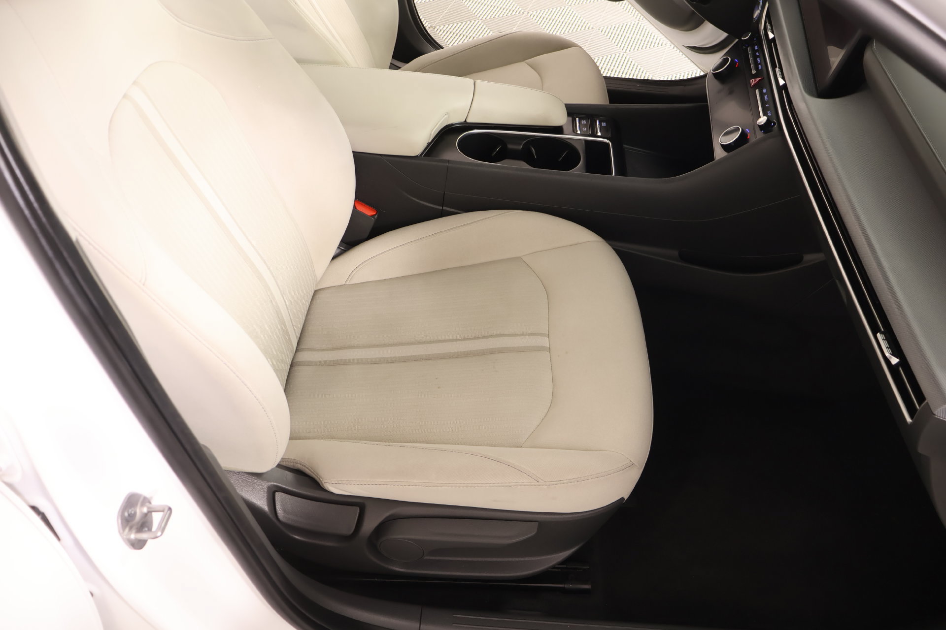 Used 2024 Hyundai Sonata SEL FWD image 12