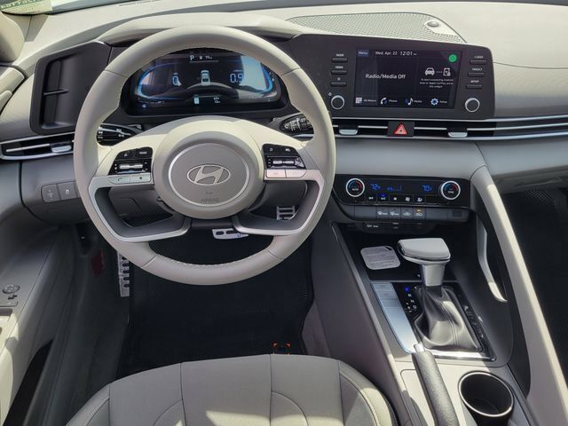 New 2026 Hyundai Elantra Sport FWD image 6