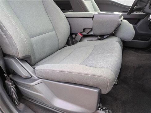 Used 2025 Ford F150 XLT w/ Equipment Group 301A Standard image 19