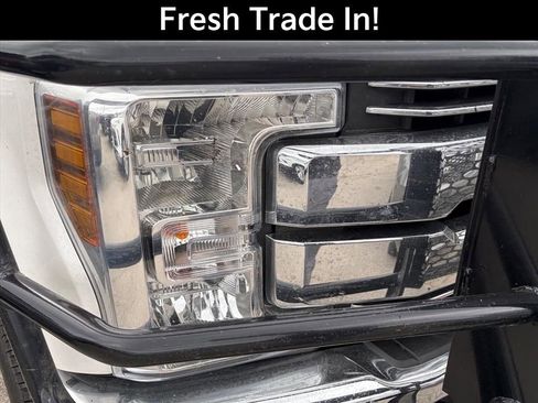 Used 2019 Ford F250 Lariat w/ Lariat Ultimate Package AWD/4WD image 4