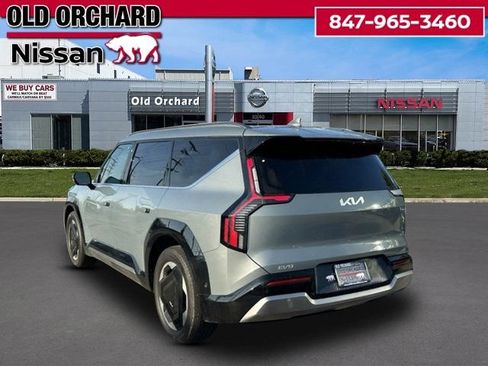 Used 2024 Kia EV9 Land AWD/4WD image 8