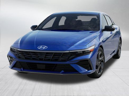 New 2026 Hyundai Elantra Sport image 6