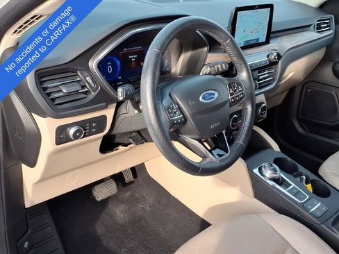 Used 2020 Ford Escape Titanium image 20