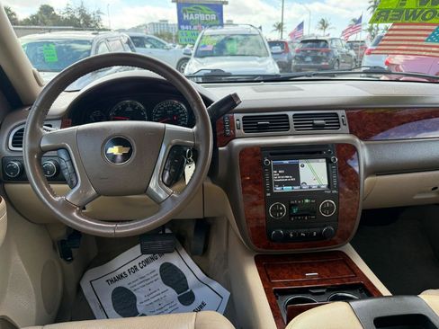 Used 2014 Chevrolet Tahoe LTZ image 11