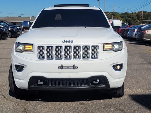 Used 2016 Jeep Grand Cherokee Overland image 2