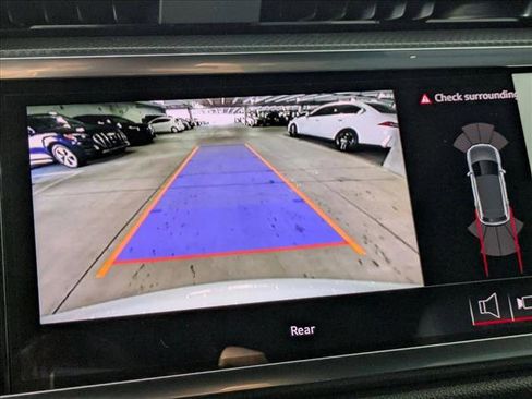 New 2025 Audi Q3 2.0T Premium image 14