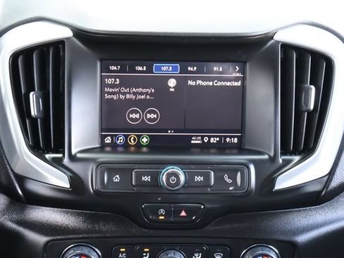 Used 2022 GMC Terrain SLE w/ Driver Convenience Package FWD image 17