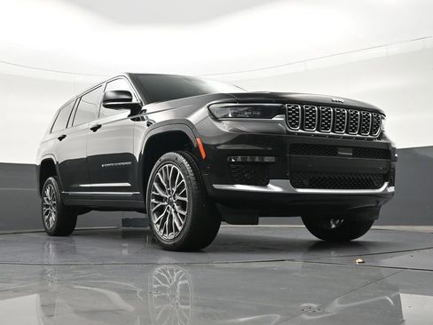 Used 2021 Jeep Grand Cherokee L Summit AWD/4WD image 31