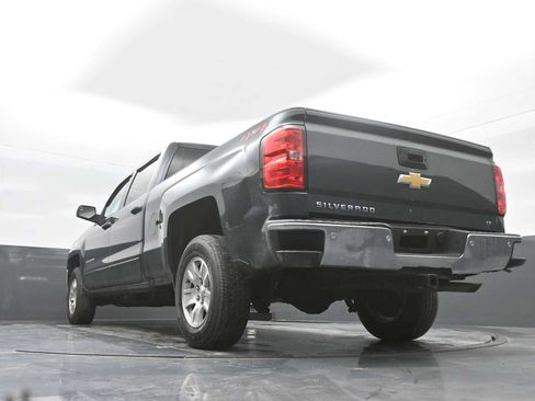 Used 2018 Chevrolet Silverado 1500 LT image 32