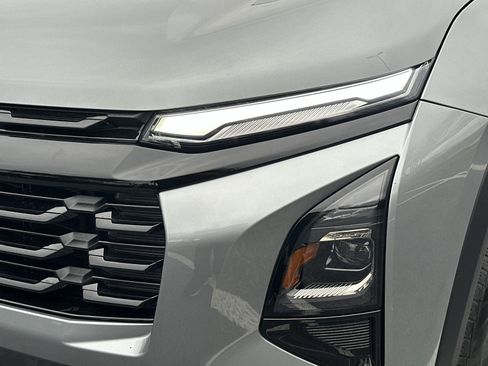 Certified 2026 Chevrolet Equinox LT w/ Midnight Edition image 11