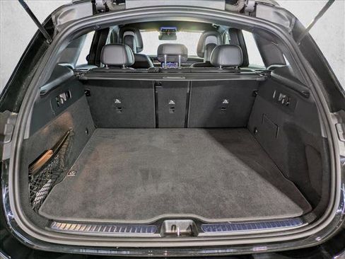 Certified 2025 Mercedes-Benz GLC 300 image 10