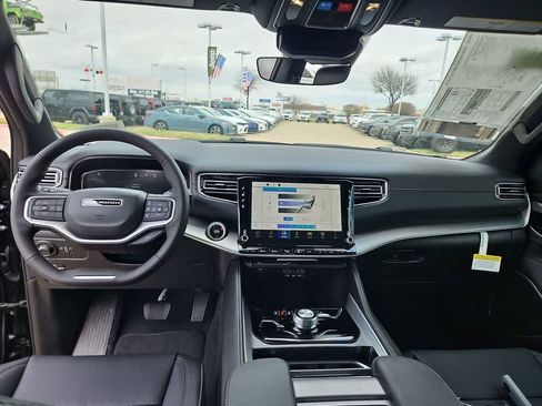 New 2026 Jeep Grand Wagoneer Limited AWD/4WD image 16