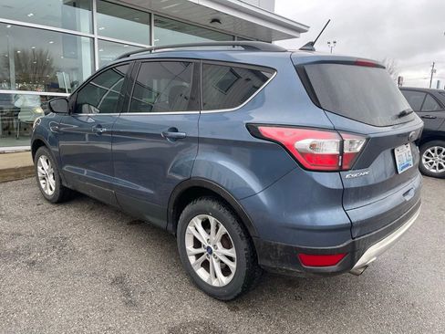 Used 2018 Ford Escape SE w/ SE Sync 3 Package image 4