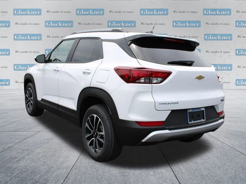 New 2026 Chevrolet TrailBlazer LT w/ Driver Confidence Package FWD image 8