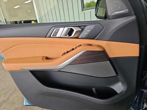 New 2026 BMW X5 xDrive40i w/ Premium Package AWD/4WD image 29