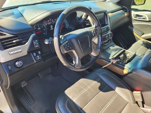 Used 2019 GMC Yukon XL Denali RWD image 15