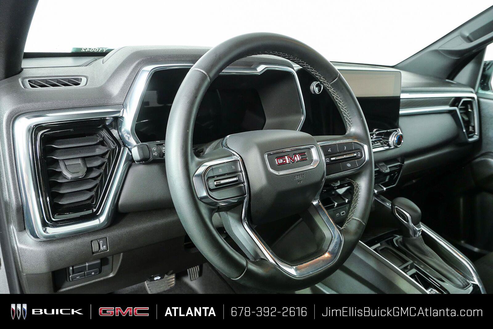 Used 2025 GMC Canyon Elevation w/ Convenience Package RWD image 4