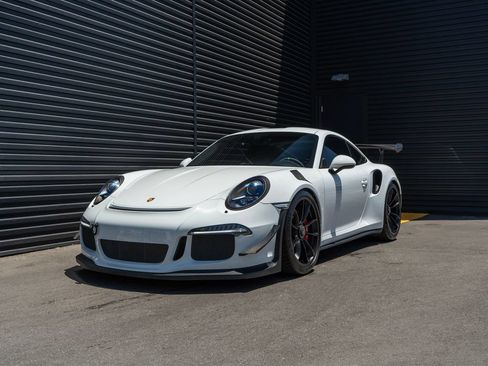 Used 2016 Porsche 911 GT3 RS RWD image 1