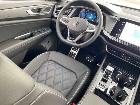New 2026 Volkswagen Atlas Cross Sport SEL Premium R-Line AWD/4WD image 10
