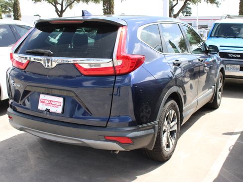 Used 2018 Honda CR-V LX image 9