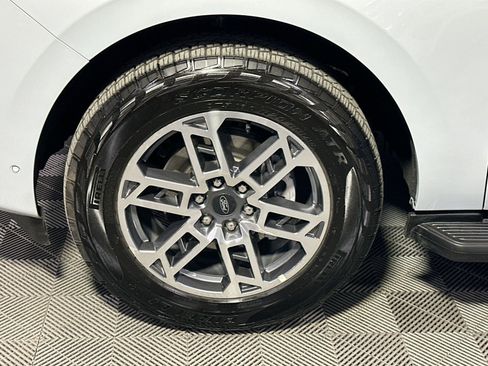 Certified 2025 Ford Expedition Max Active image 11