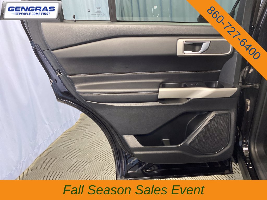 Used 2022 Ford Explorer XLT w/ Equipment Group 202A AWD/4WD image 26