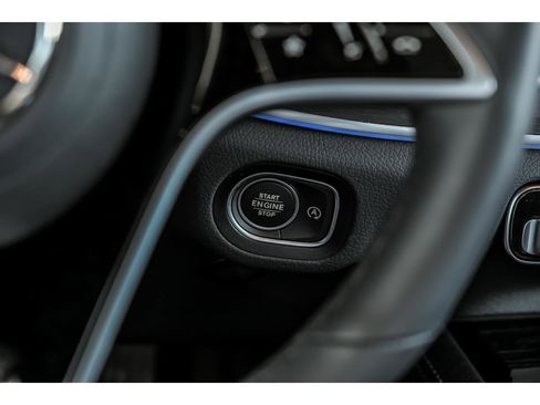 Certified 2026 Mercedes-Benz GLE 450 4MATIC image 18