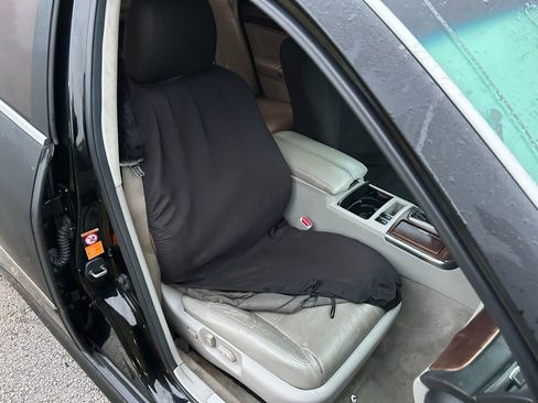 Used 2009 INFINITI M35 w/ Technology Pkg image 12