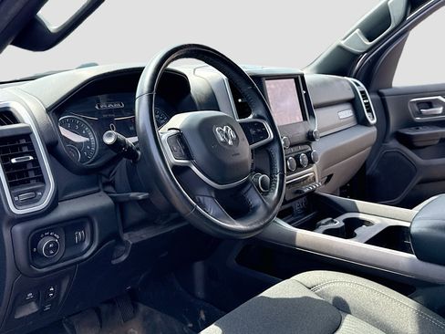 Used 2020 RAM 1500 Big Horn AWD/4WD image 3