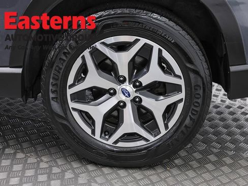 Used 2023 Subaru Forester Premium AWD/4WD image 37