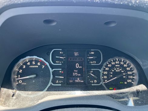 Used 2019 Toyota Tundra Platinum RWD image 17