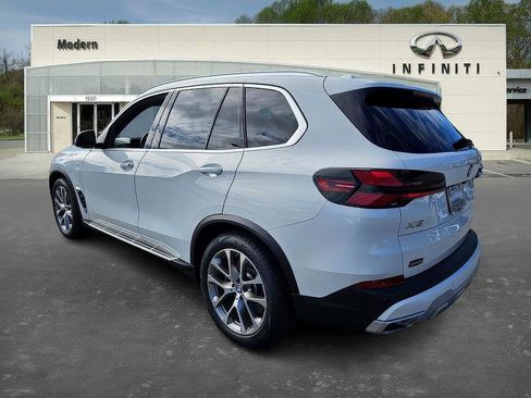 Used 2024 BMW X5 xDrive50e image 5