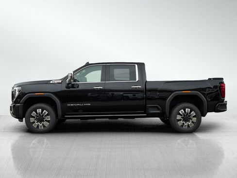 New 2026 GMC Sierra 3500 Denali w/ Denali Reserve Package image 4