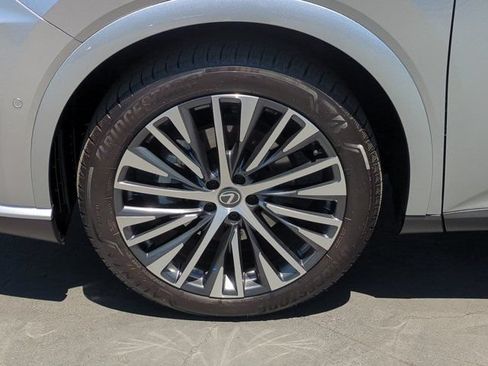 Used 2025 Lexus RX 350 w/ Convenience Package AWD/4WD image 9