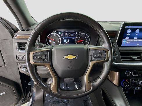 Used 2021 Chevrolet Suburban High Country AWD/4WD image 13