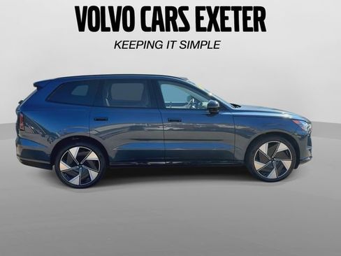 Used 2025 Volvo EX90 Ultra AWD/4WD image 12