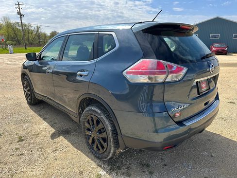 Used 2014 Nissan Rogue S AWD/4WD image 8