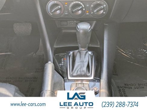 Used 2016 MAZDA MAZDA3 i Sport image 15