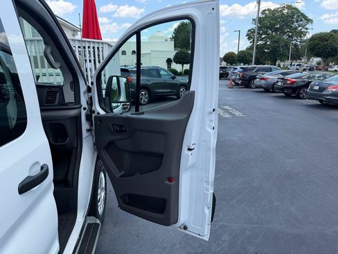 Used 2025 Ford Transit 250 Low Roof w/ Exterior Upgrade Package RWD image 21