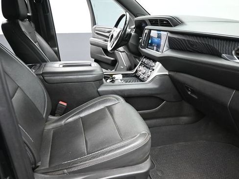 Used 2021 GMC Yukon Denali AWD/4WD image 18