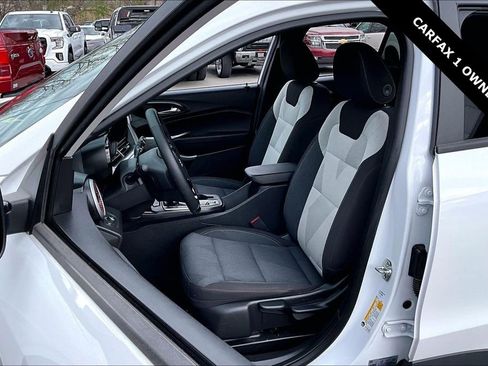 Used 2024 Chevrolet Trax RS image 20