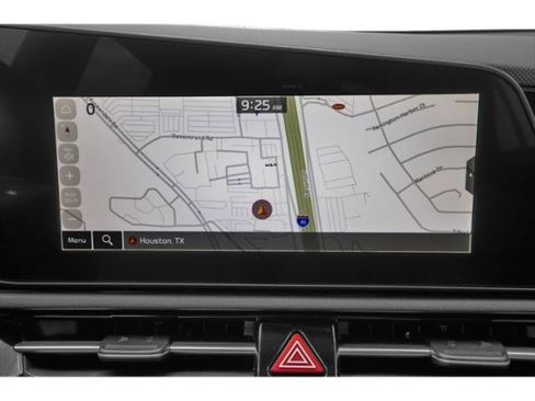 Used 2023 Kia Niro SX Touring image 20