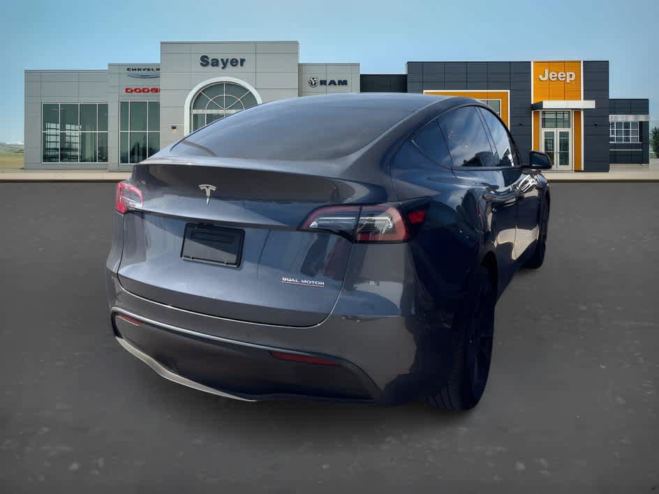 Used 2022 Tesla Model Y Performance AWD/4WD image 3