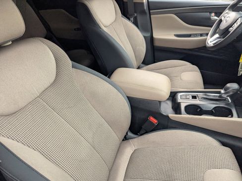 Used 2020 Hyundai Santa Fe SE FWD image 10
