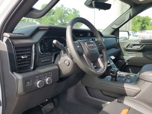 New 2026 GMC Sierra 1500 AT4 w/ AT4 Premium Package AWD/4WD image 21