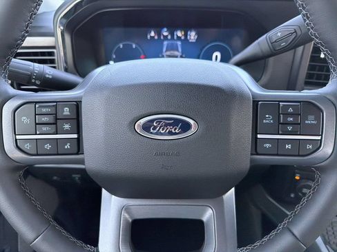 New 2026 Ford F250 Lariat w/ Black Appearance Package AWD/4WD image 30