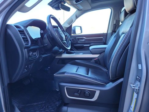 Used 2022 RAM 1500 Laramie image 8
