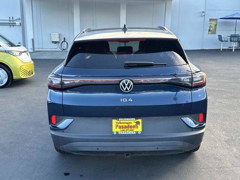 Certified 2023 Volkswagen ID.4 Pro image 4