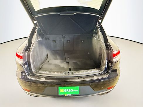 Used 2021 Porsche Macan S image 34