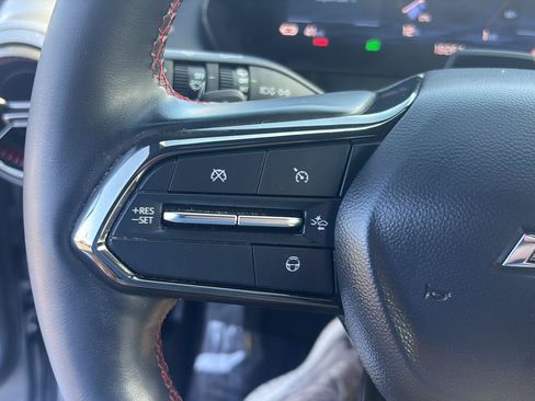 Used 2024 Chevrolet Equinox EV RS FWD image 20